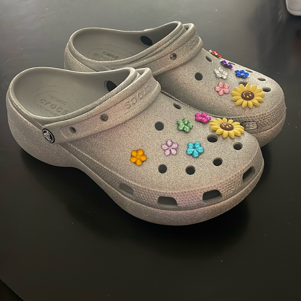 Crocs Clog Silver Sparkle M8/W10 - image 1